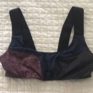 2/$13 or 3/$20! Free People Movement sports bra!
